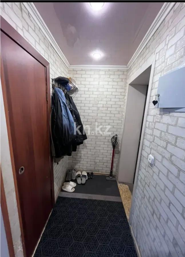 Продажа 3-комнатной квартиры, 42 м², мкр-н 12, дом  6 - Продажа квартир в Караганде без посредников фото 6 из 6