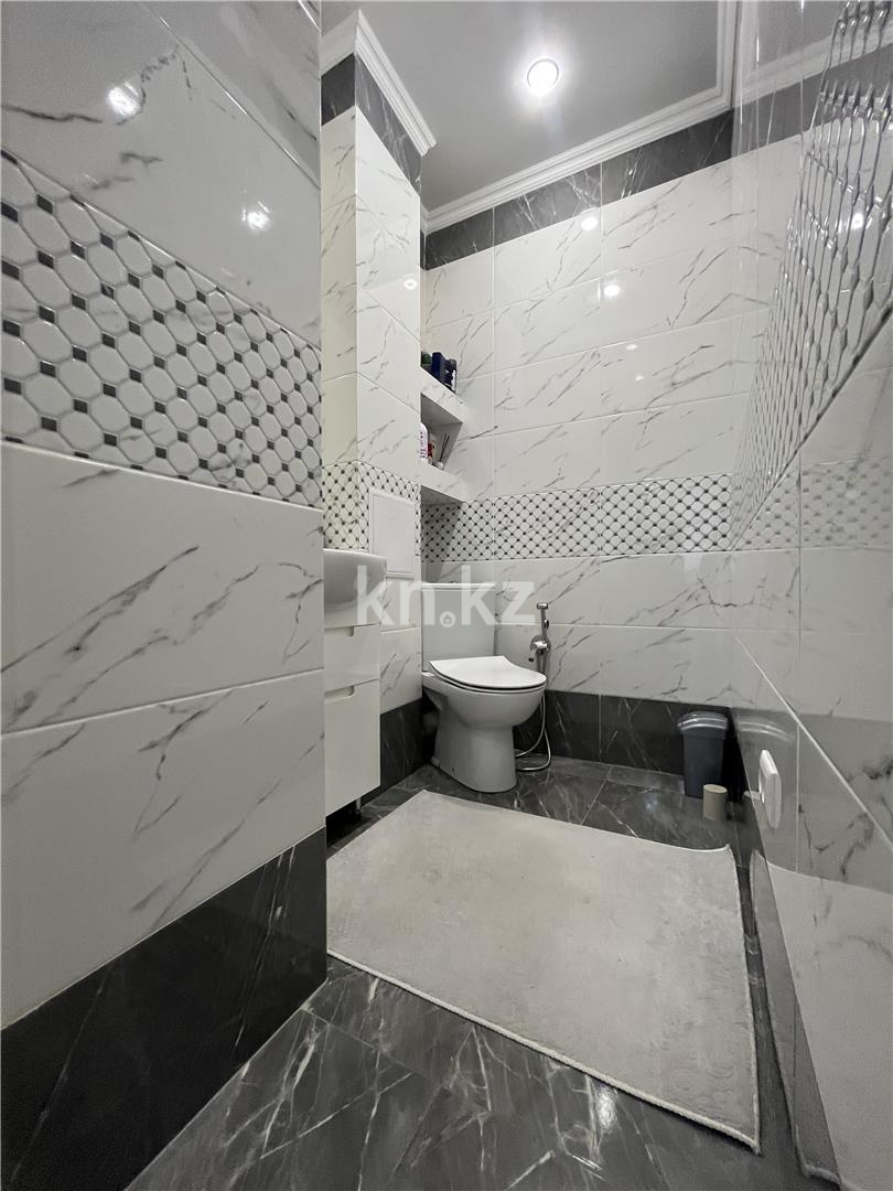 Продажа 3-комнатной квартиры, 92 м², ул. Таттимбета в Караганде - фото 22