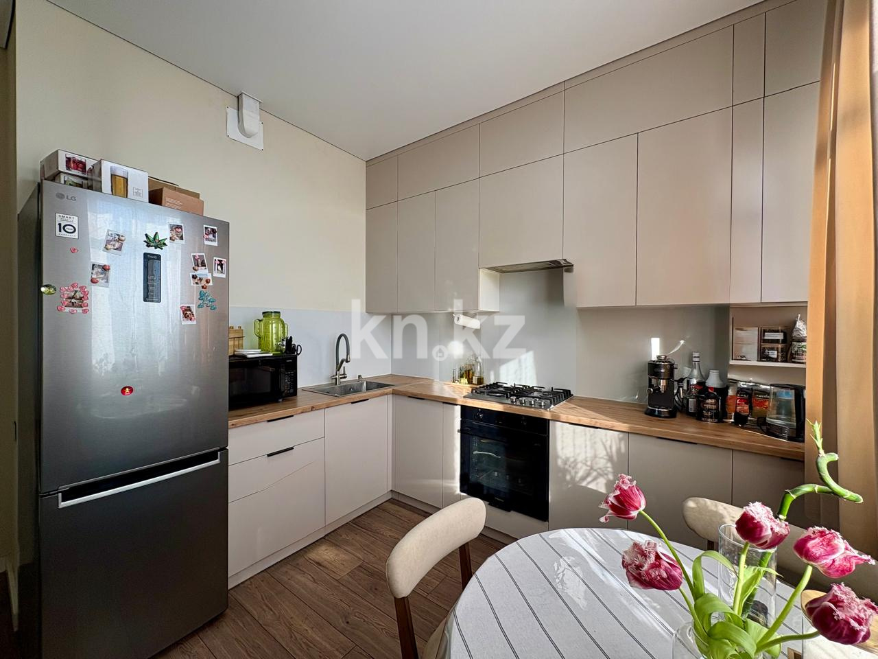 Продажа 2-комнатной квартиры, 62 м² - Продажа квартир в Алматы фото 1 из 14