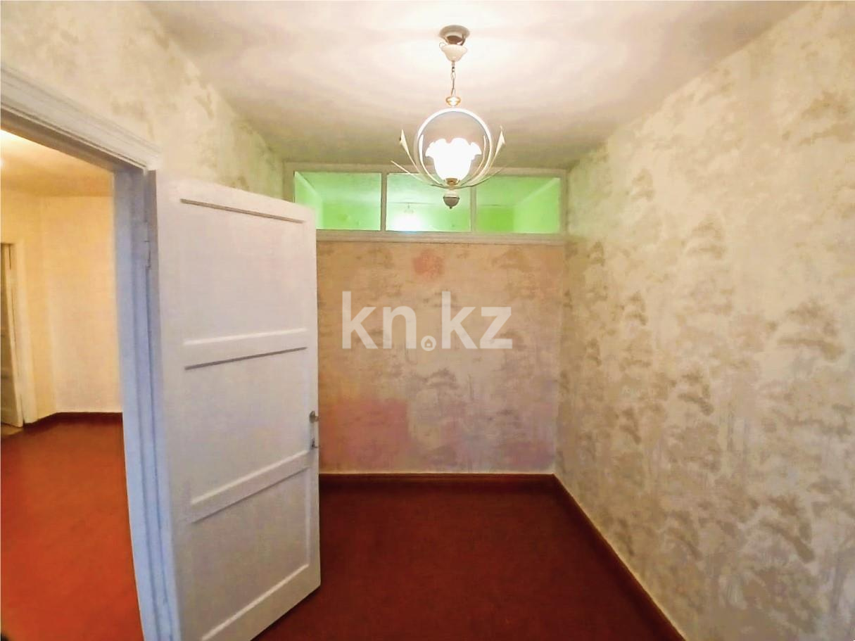 Продажа 2-комнатной квартиры, 45 м², ул. Алиханова в Караганде - фото 3