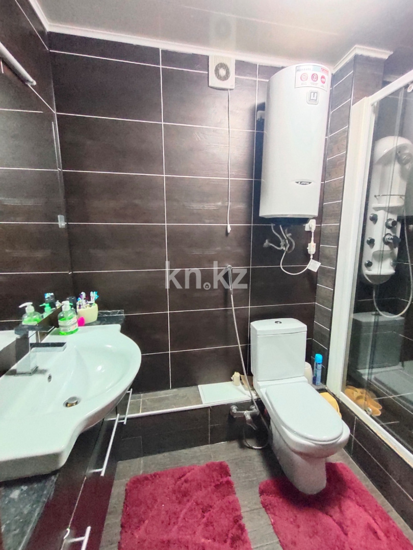 Продажа 3-комнатной квартиры, 77 м² в Караганде - фото 10