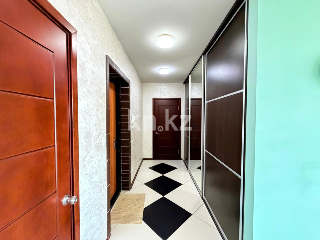 Продажа 2-комнатной квартиры, 80 м² в Караганде - фото 5