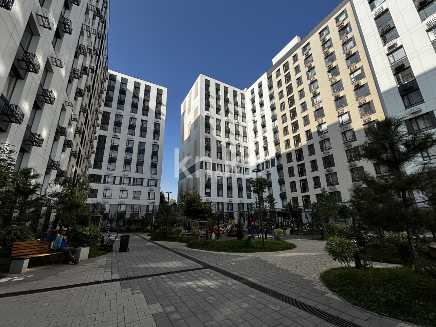 Продажа 2-комнатной квартиры, 50.8 м² в Алматы - фото 3