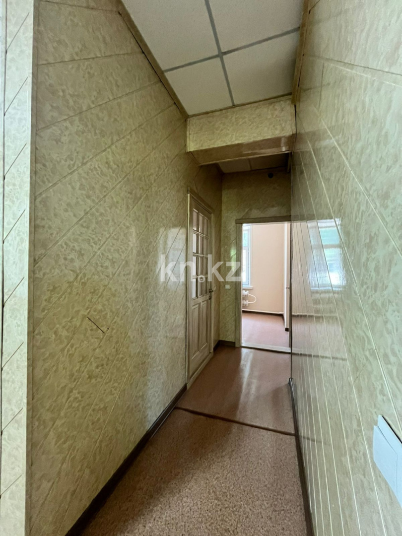 Аренда 5-комнатного дома, 145 м², пр. Бухар-жырау - Аренда домов в Караганде фото 6 из 21