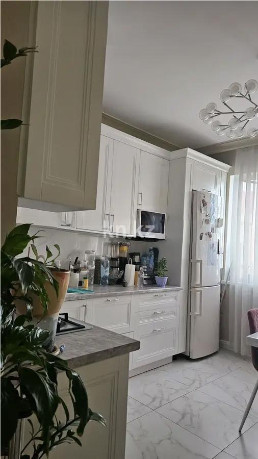 Продажа 3-комнатной квартиры, 75.5 м², мкр-н Жас Канат, дом  1/17 - Продажа квартир в Алматы с фото фото 3 из 5