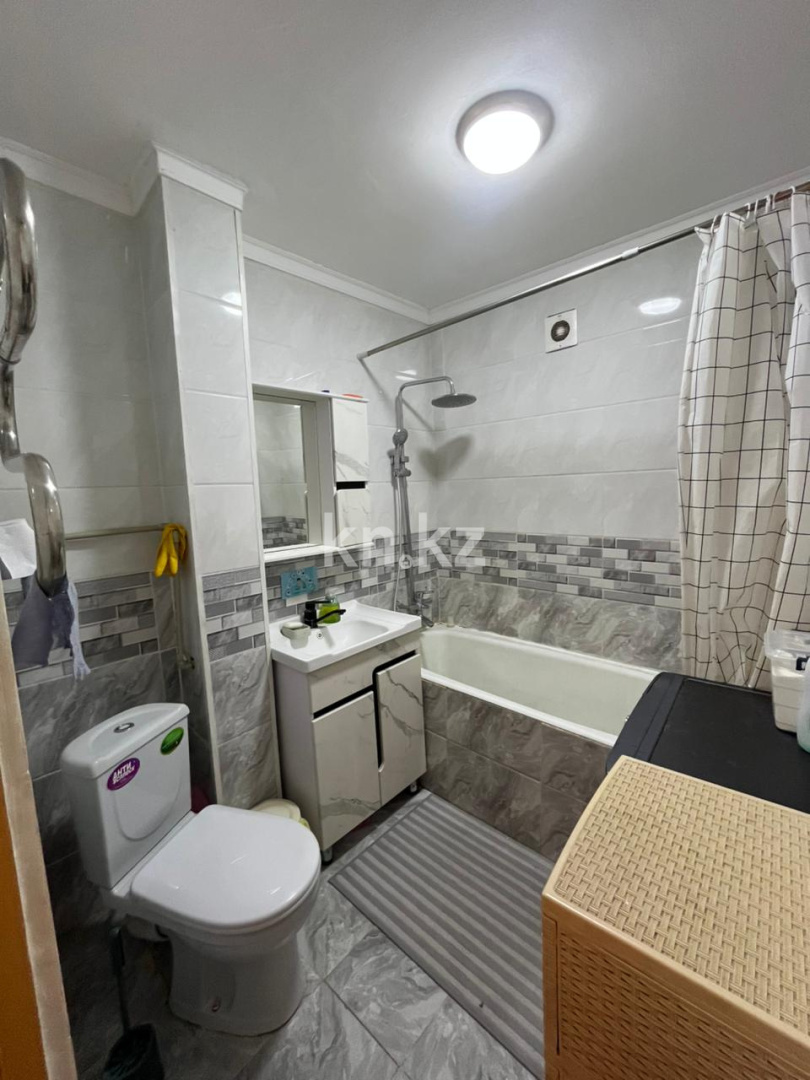 Продажа 3-комнатной квартиры, 63.3 м², ул. Жибек Жолы, дом  30 - Продажа квартир в Шымкенте фото 6 из 12