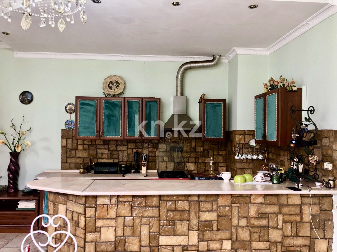 Продажа 5-комнатного дома, 230 м², ул. Халиуллина - Продажа домов, коттеджей в Алматы без посредников фото 10 из 22