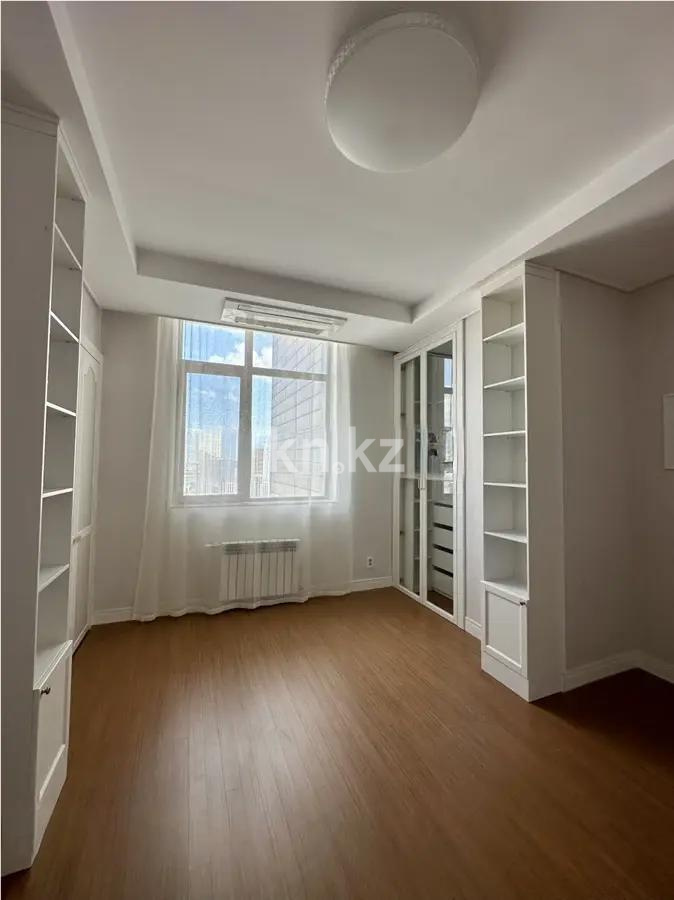 Продажа 4-комнатной квартиры, 175 м², ул. Байтурсынова, дом  9 блок F1 в Астане - фото 5