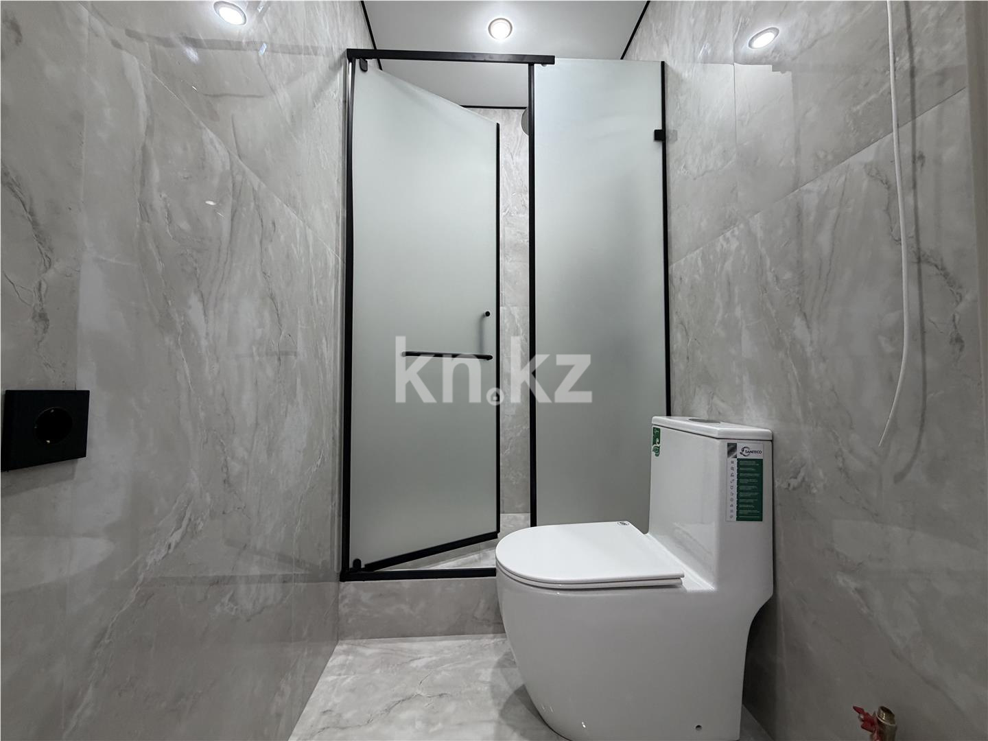 Продажа 4-комнатной квартиры, 99 м², ул. Сауран в Астане - фото 9