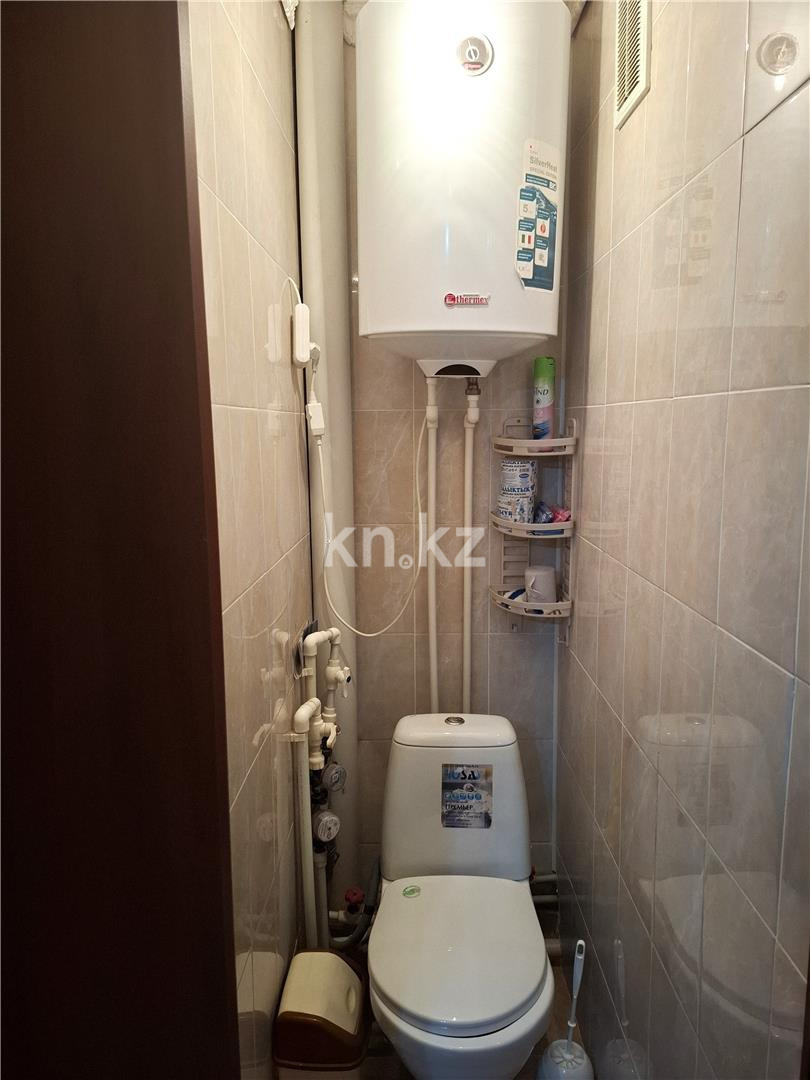 Продажа 4-комнатной квартиры, 63 м², пр. Мира в Темиртау - фото 8