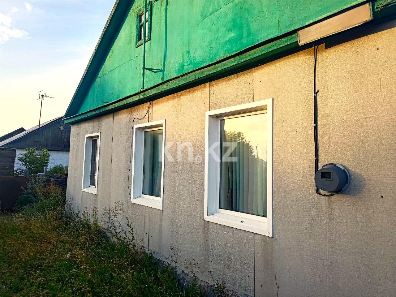 Продажа 3-комнатного дома, 60 м², ул. Медицинская - Продажа домов, коттеджей в Караганде фото 1 из 14