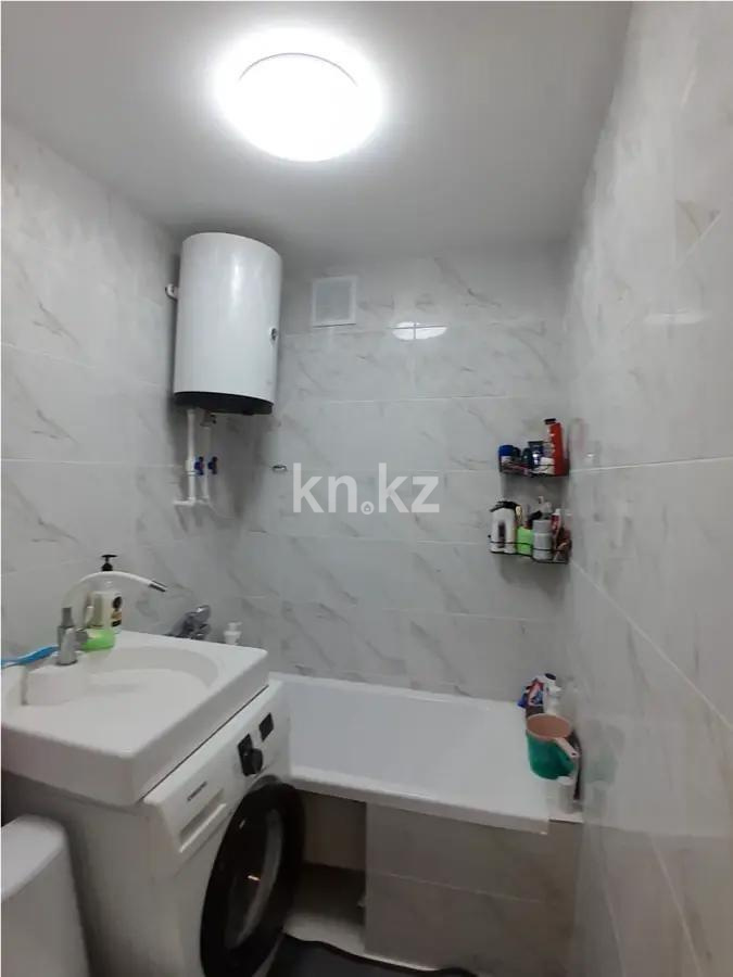 Продажа 3-комнатной квартиры, 58 м², ул. Ерубаева, дом  47 в Караганде - фото 5