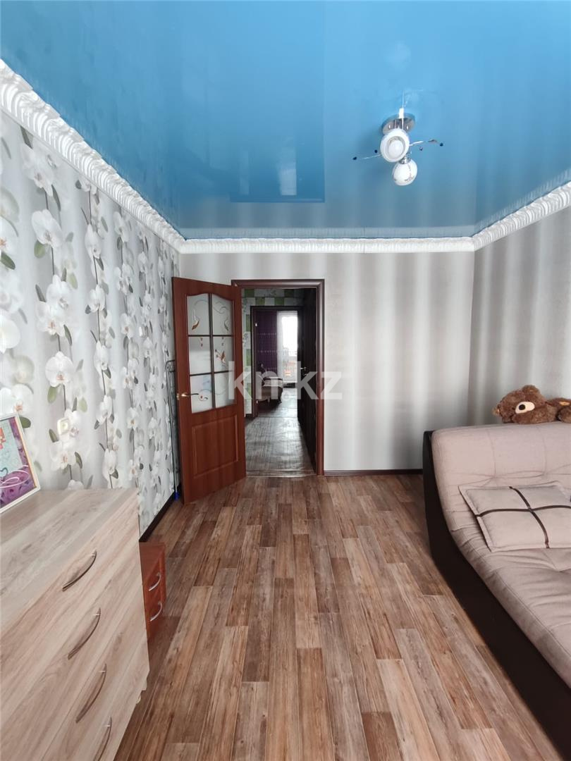 Продажа 3-комнатной квартиры, 66 м², мкр-н Восток-2 - Продажа  трехкомнатных квартир в Караганде фото 3 из 19