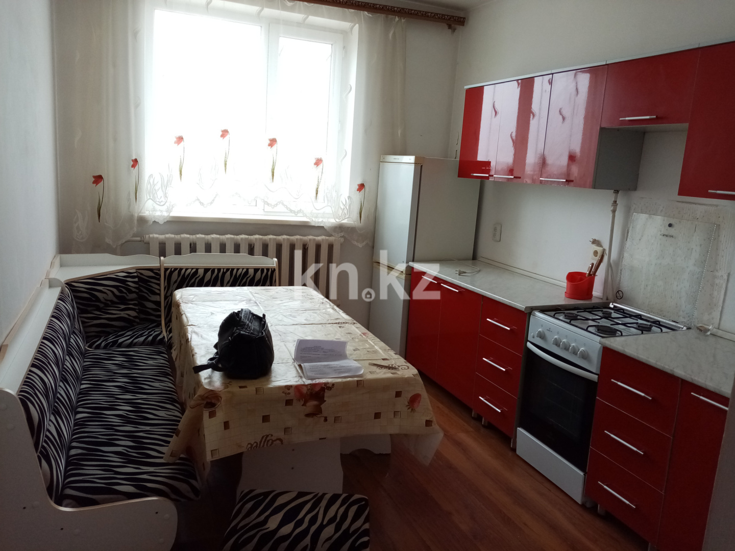 Аренда 1-комнатной квартиры, 53.5 м², 4 переулок Капал, дом  2 - Аренда квартир помесячно в Таразе фото 1 из 5