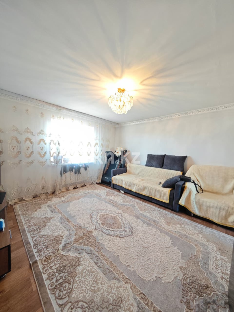 Продажа 3-комнатного дома, 55 м², ул. Молдавская, дом  51 - Продажа домов и коттеджей в Караганде фото 1 из 19