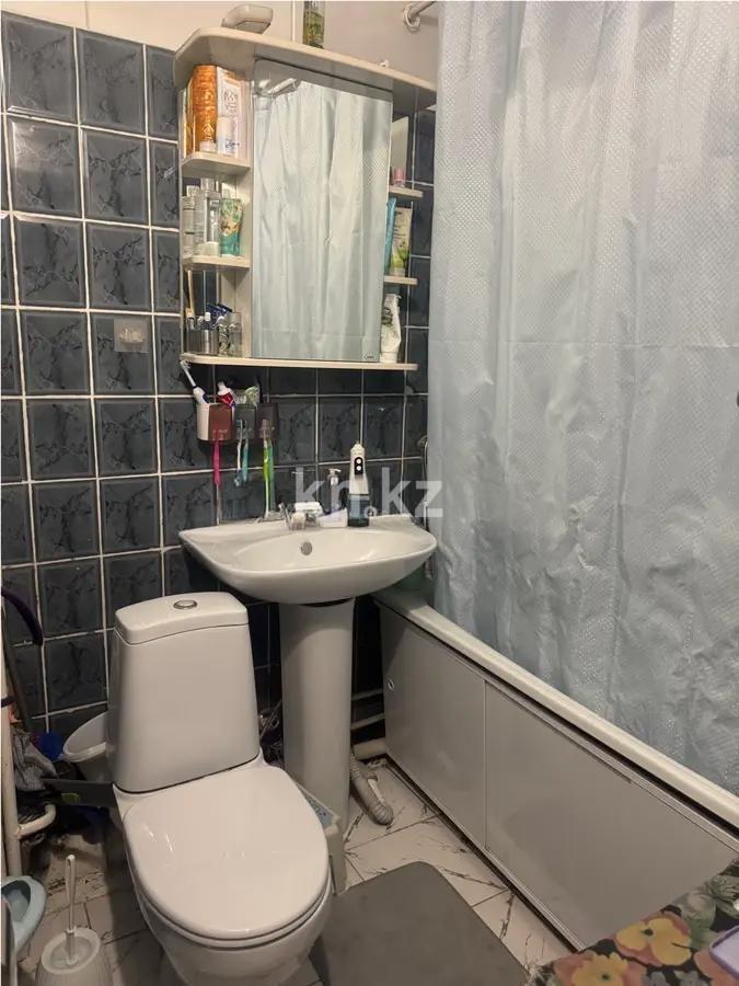 Продажа 3-комнатной квартиры, 60 м², мкр-н 8, дом  26 в Алматы - фото 5