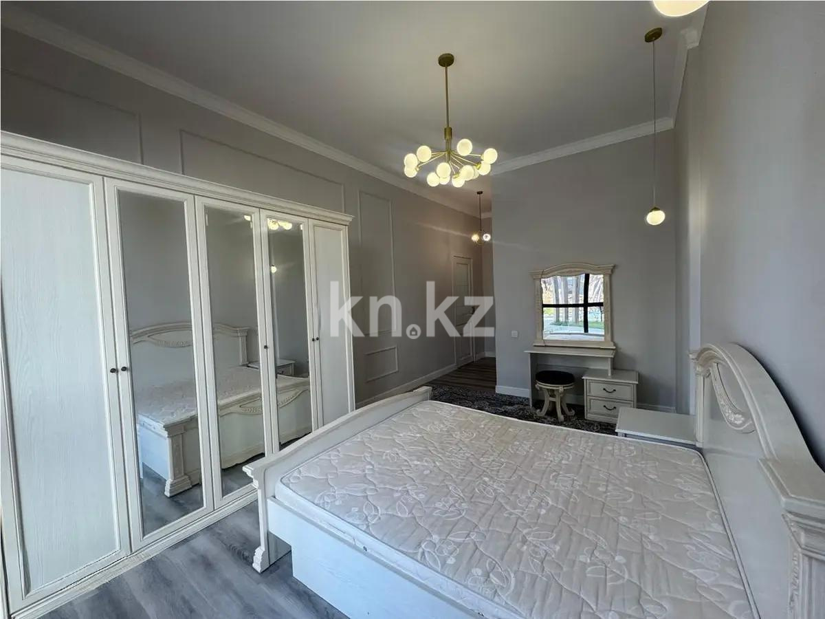 Продажа 3-комнатной квартиры, 120 м², ул. Сатпаева, дом  30/5 - Продажа  трехкомнатных квартир в Алматы с фото фото 2 из 7