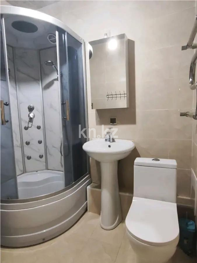 Продажа 2-комнатной квартиры, 54 м², пр. Райымбека, дом  590/6 в Алматы - фото 4