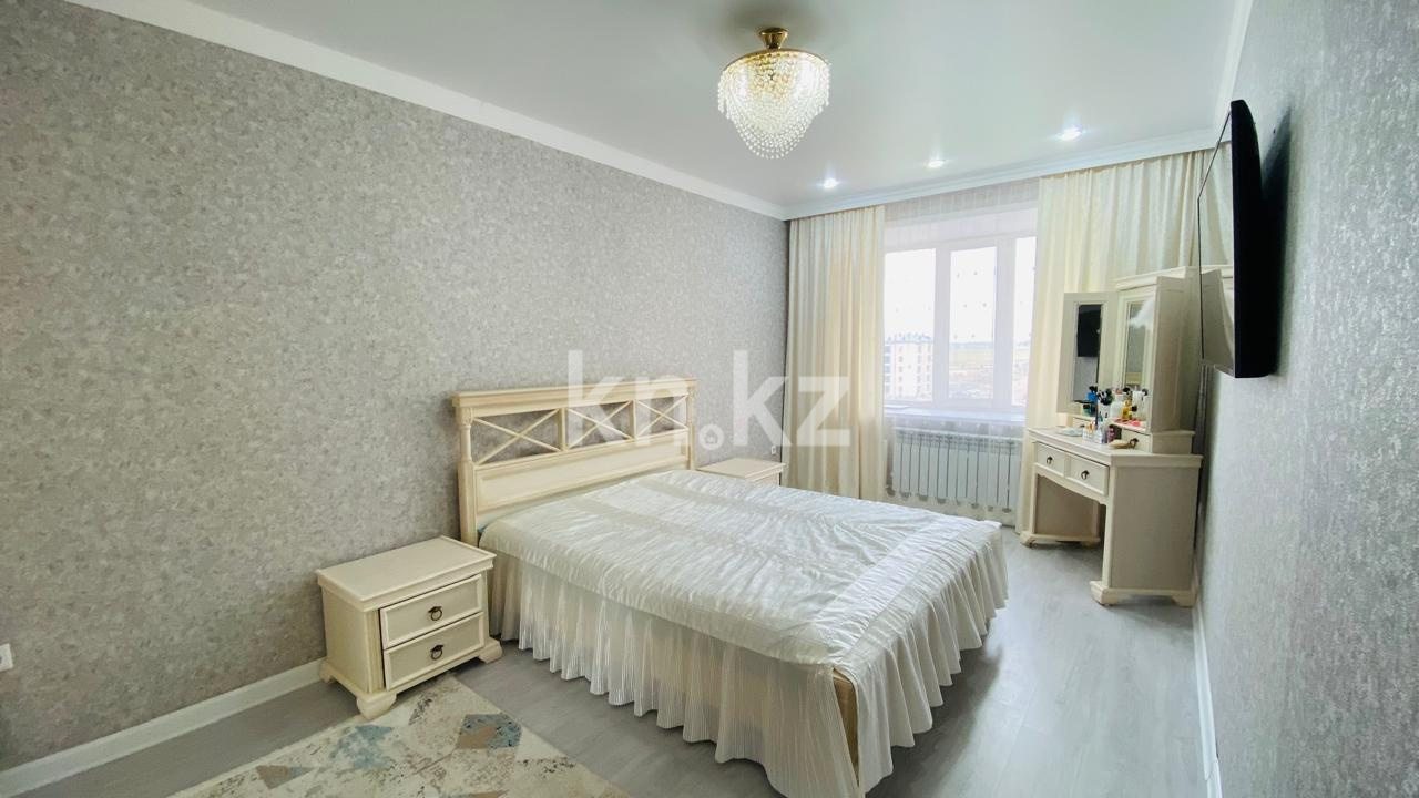 Продажа 4-комнатной квартиры, 110 м², ул. Муканова - Продажа  четырехкомнатных квартир в Караганде фото 6 из 35