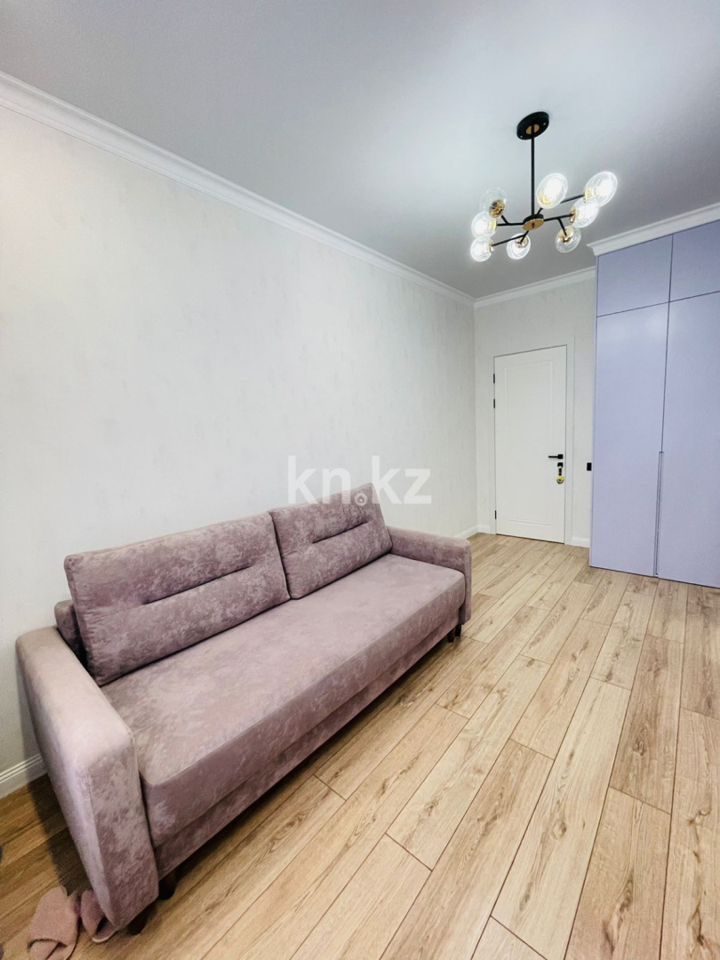 Продажа 2-комнатной квартиры, 68 м², ул. Токпанова в Астане - фото 8