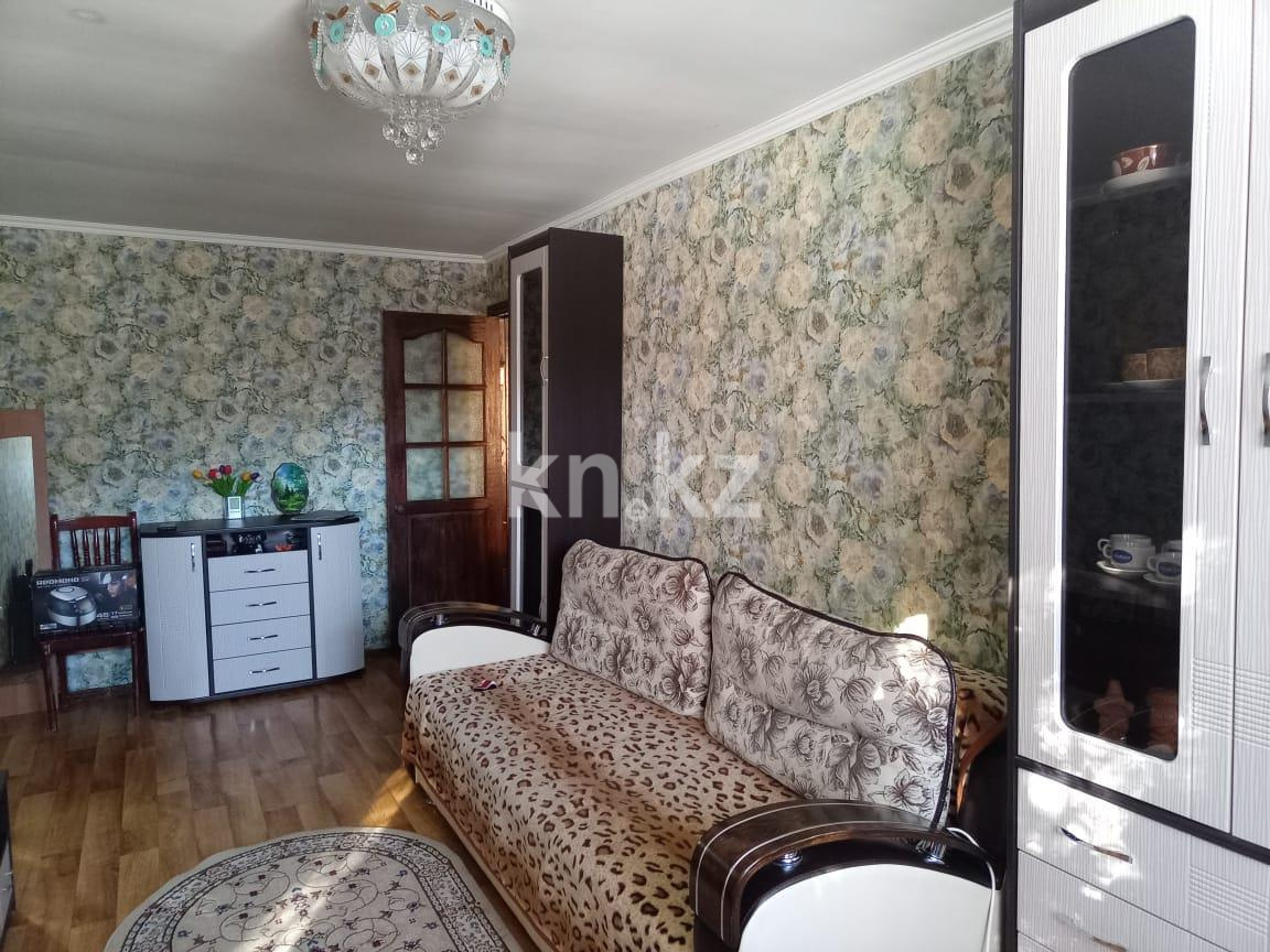 Продажа 2-комнатной квартиры, 46 м², ул. Магнитогорская - Продажа квартир в Караганде фото 1 из 19