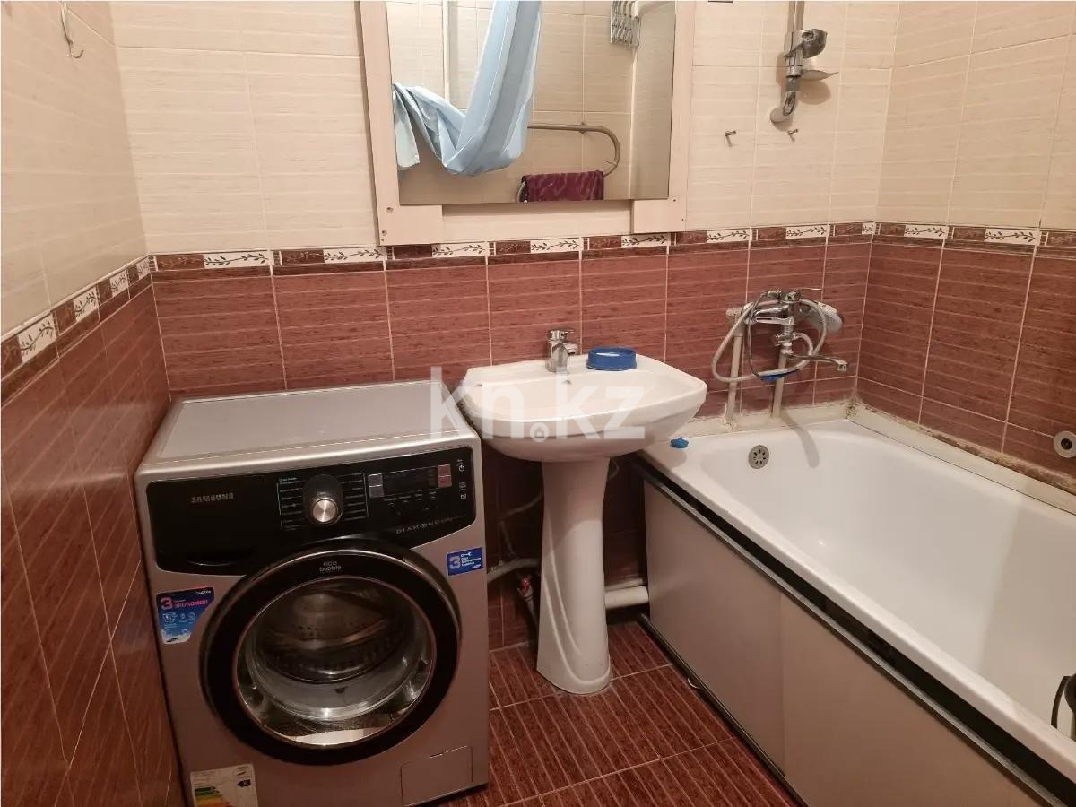 Продажа 2-комнатной квартиры, 60 м², мкр-н Аксай-5, дом  9 в Алматы - фото 4