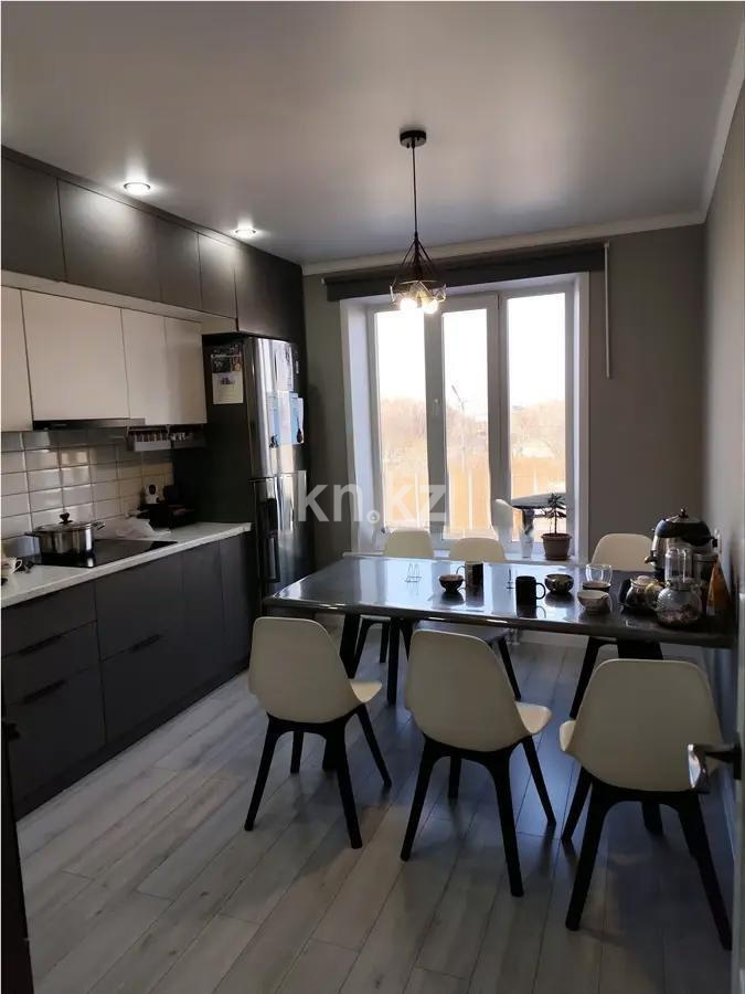 Продажа 4-комнатной квартиры, 130 м², ул. Сатыбалдина, дом  28/4 - Продажа  четырехкомнатных квартир в Караганде без посредников фото 5 из 9