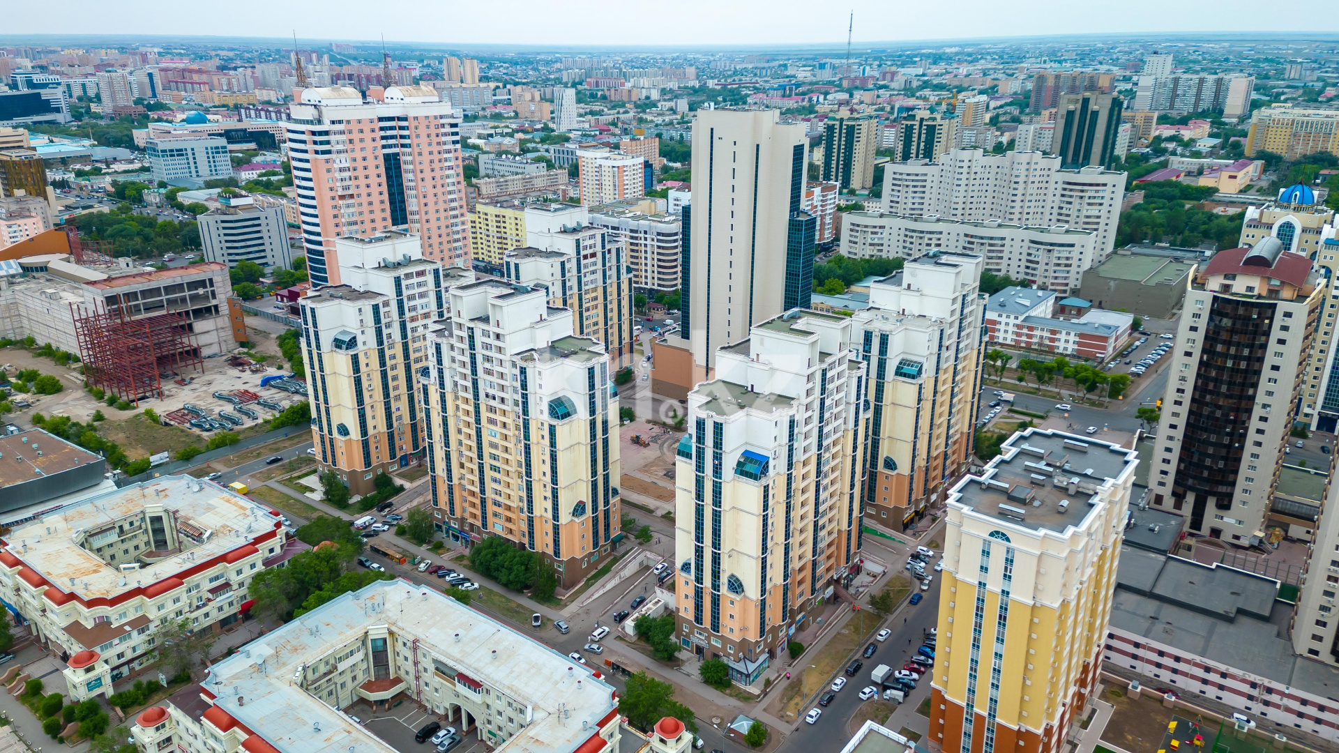 Продажа 2-комнатной квартиры, 86 м², ул. Иманбаевой в Астане - фото 18