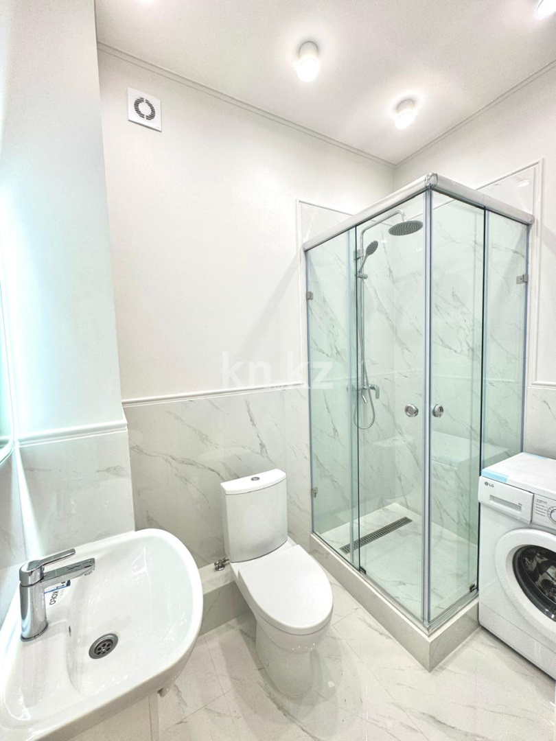 Продажа 2-комнатной квартиры, 60 м², ул. Райымбек батыра, дом  54 в Астане - фото 12