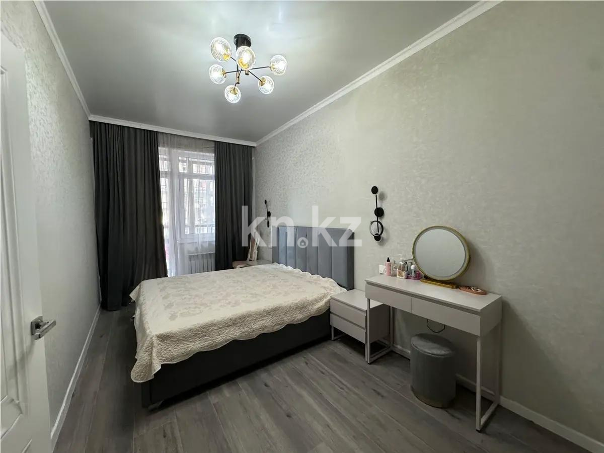 Продажа 3-комнатной квартиры, 65 м², пр. Абая, дом  164/7 в Алматы - фото 2