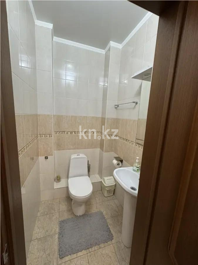 Продажа 3-комнатной квартиры, 124.4 м², ул. Аманжолова, дом  32/1 в Астане - фото 6