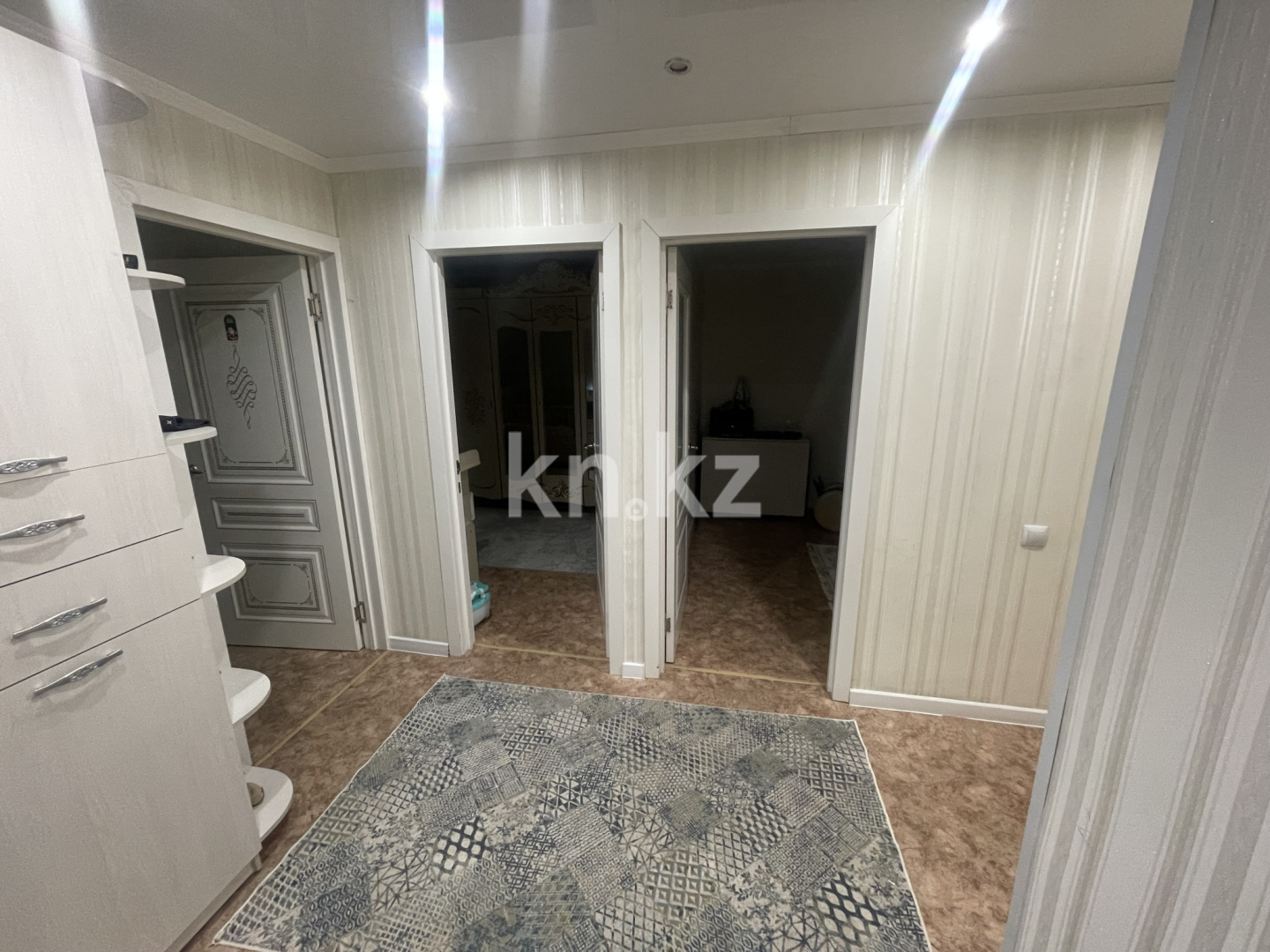 Продажа 3-комнатной квартиры, 62 м² - Продажа  трехкомнатных квартир в Караганде фото 2 из 9