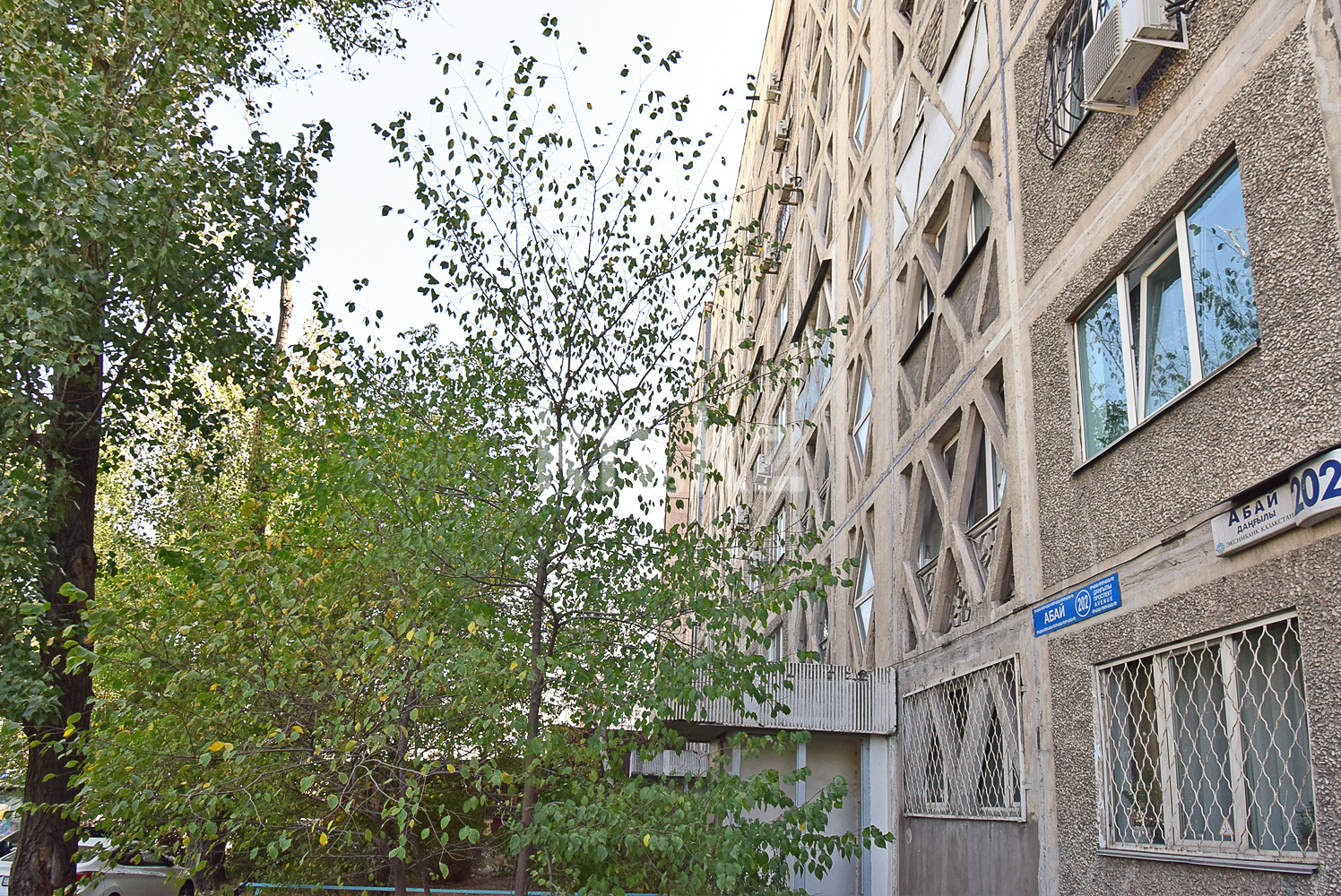 Продажа 2-комнатной квартиры, 61 м², проспект Абая, дом  202 - ул. Тлендиева - Продажа квартир в Алматы фото 1 из 25