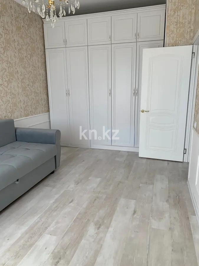 Продажа 1-комнатной квартиры, 33 м², пр. Туран, дом  42 в Астане