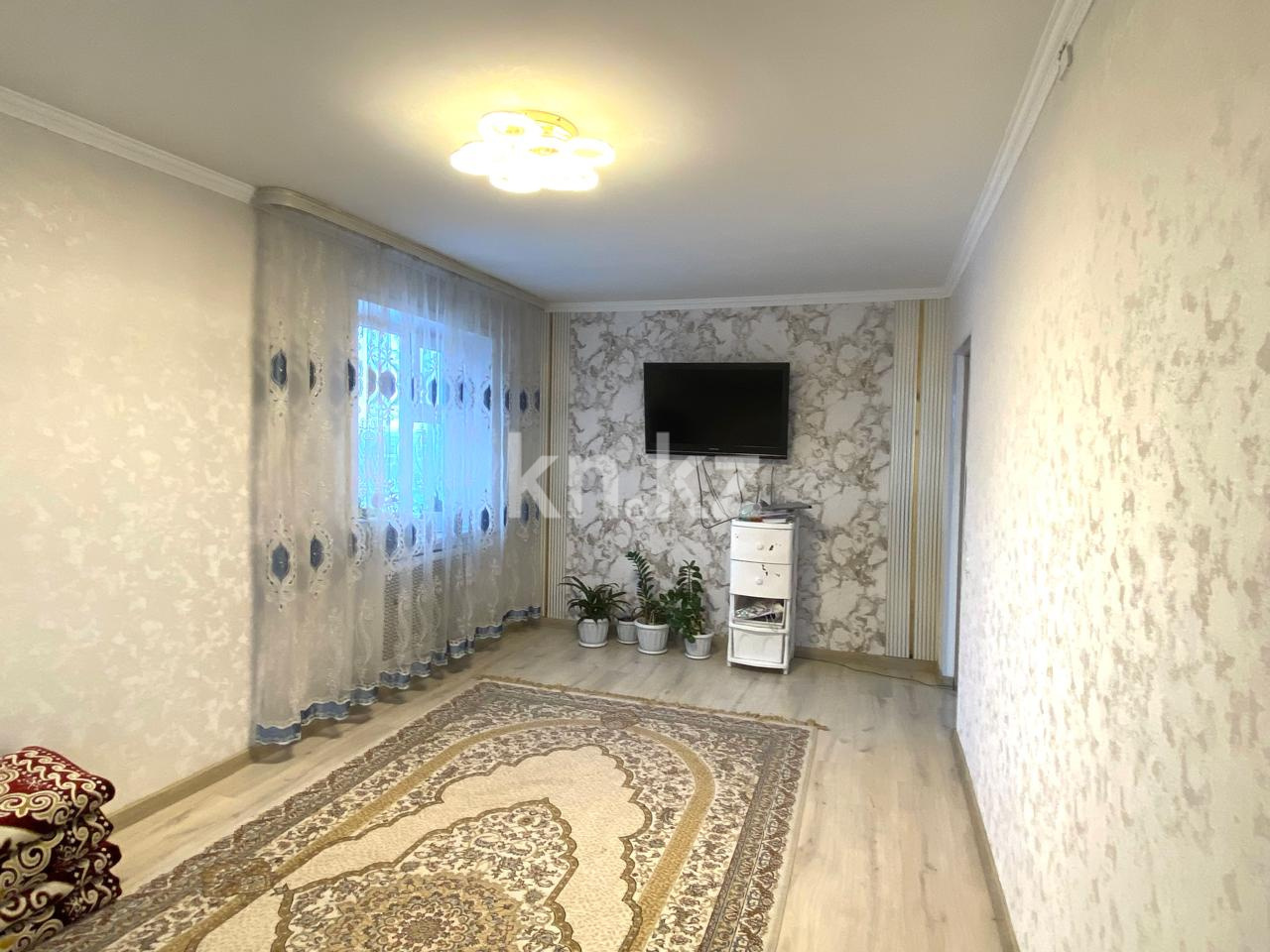 Продажа 2-комнатной квартиры, 50.5 м², 15 мкр. - Продажа квартир в Караганде фото 3 из 9