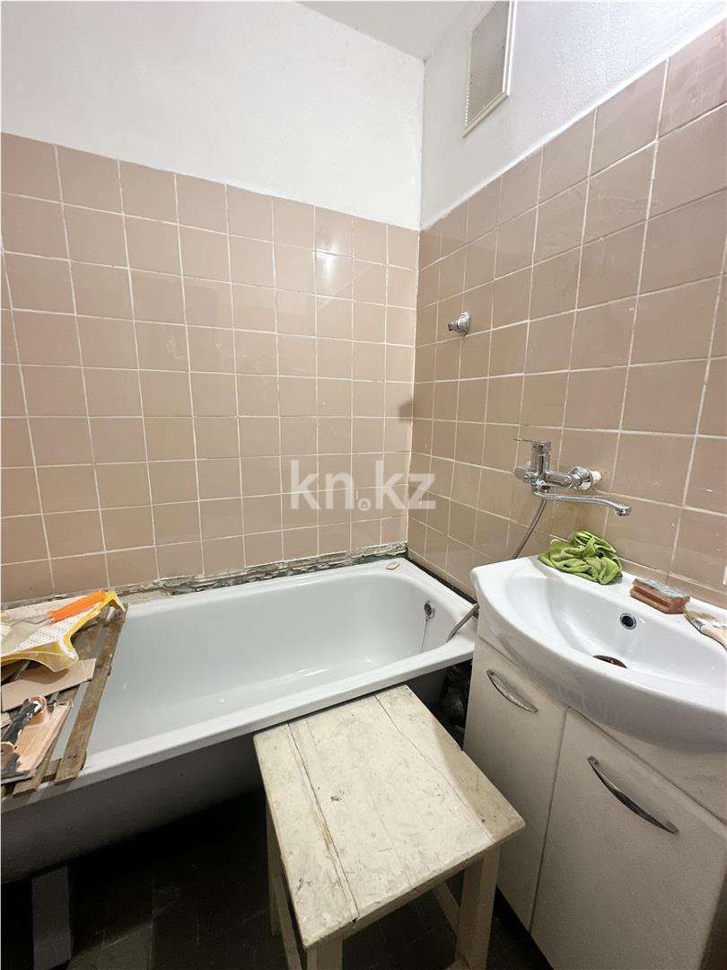 Продажа 2-комнатной квартиры, 52 м², ул. Рыскулова, дом  19 - Продажа квартир в Караганде фото 7 из 8