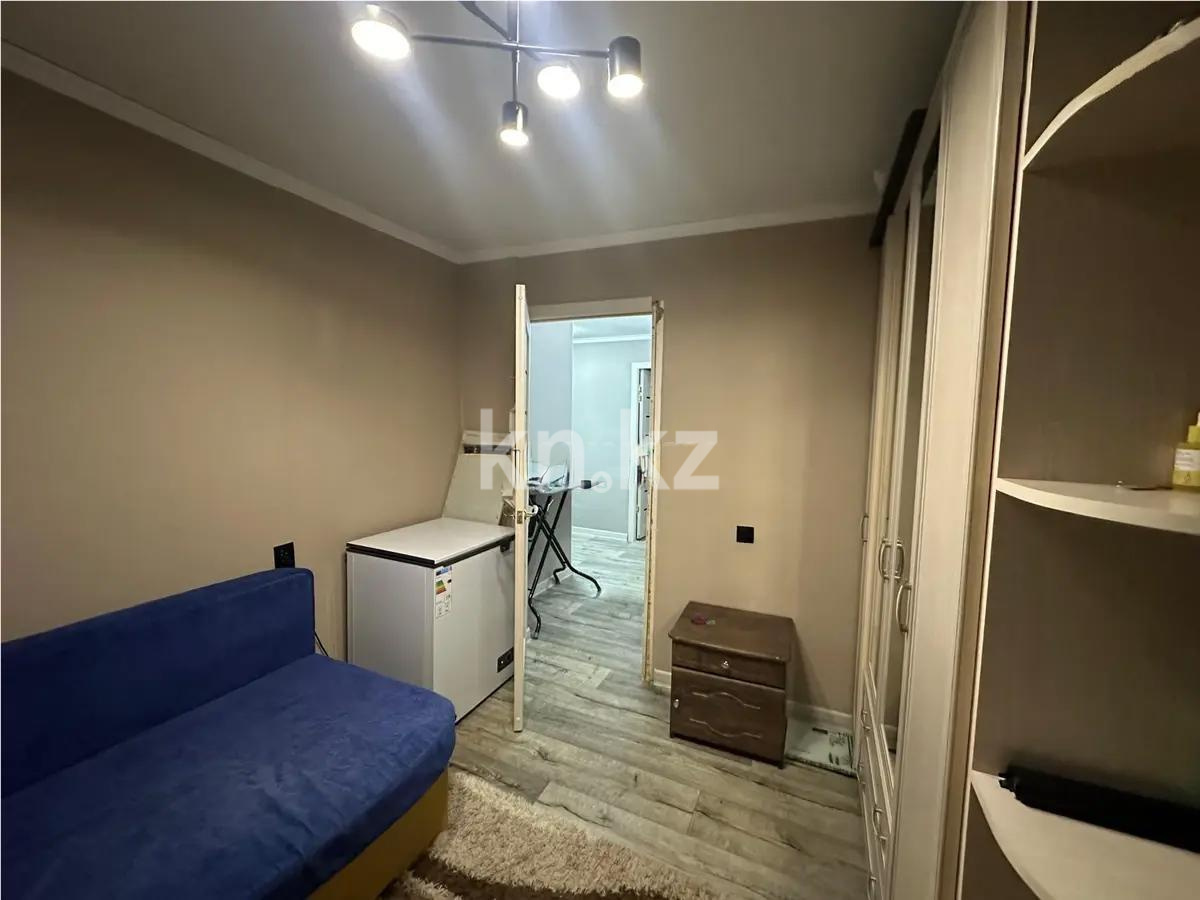 Продажа 3-комнатной квартиры, 63 м², ул. Гапеева, дом  1 - Продажа  трехкомнатных квартир в Караганде без посредников с фото фото 1 из 7
