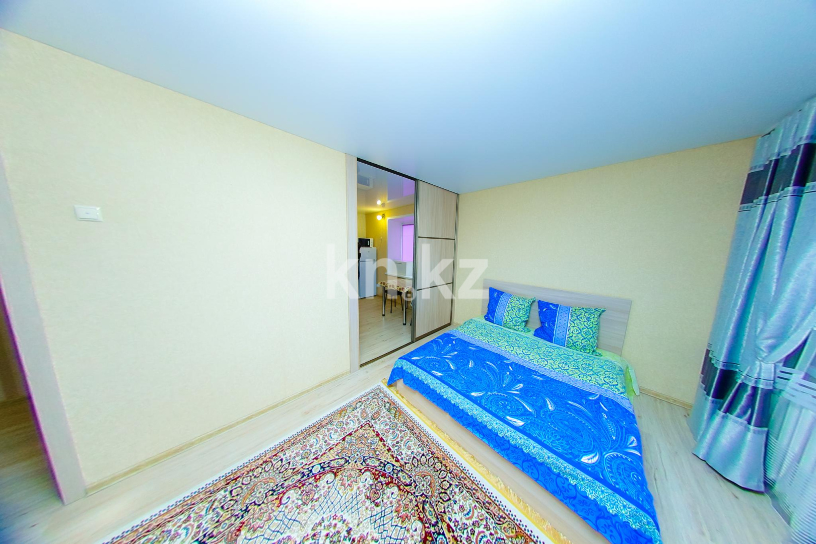 Аренда 1-комнатной квартиры посуточно, 40 м², ул. Набережная Славского, дом  14 в Усть-Каменогорске - фото 4