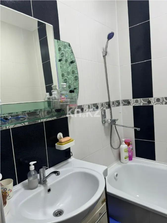 Продажа 3-комнатной квартиры, 81.5 м², ул. Дукенулы, дом  37/2 в Астане - фото 4