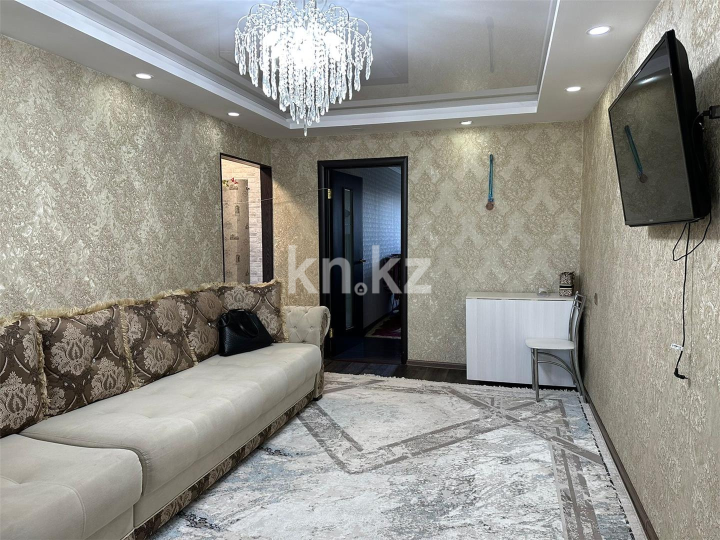 Продажа 2-комнатной квартиры, 45 м², мкр-н 17 в Караганде - фото 2