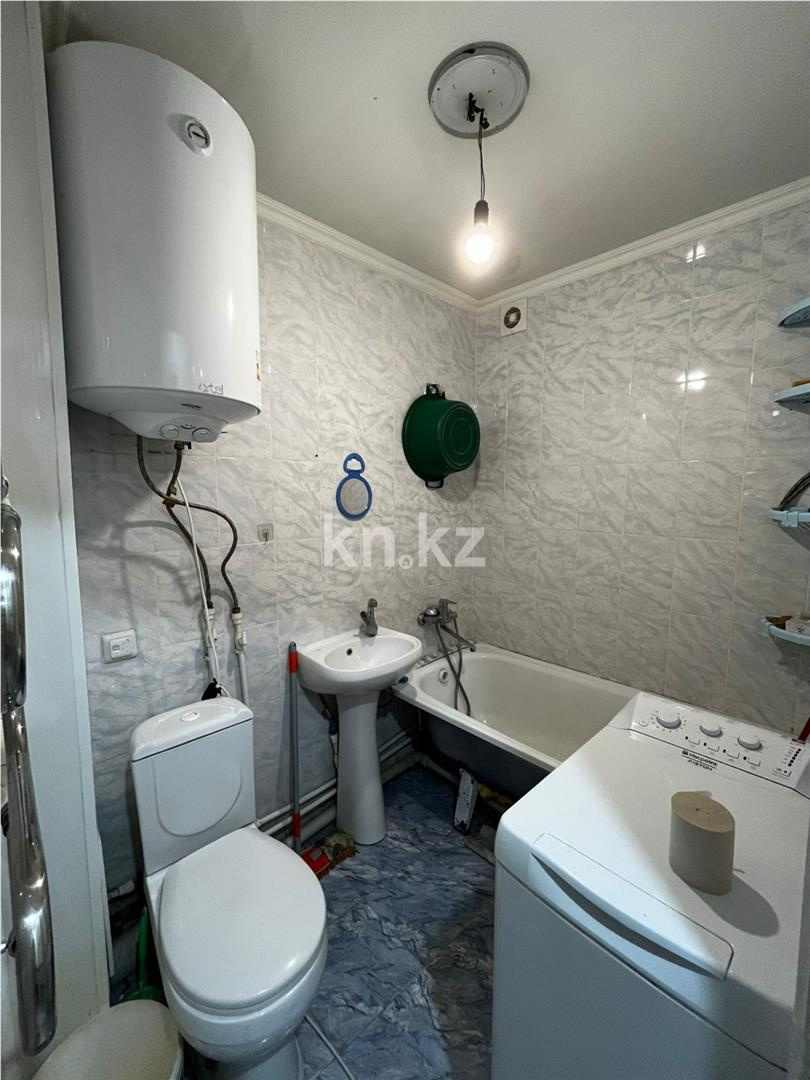 Продажа 2-комнатной квартиры, 43 м², мкр-н 13 в Караганде - фото 6