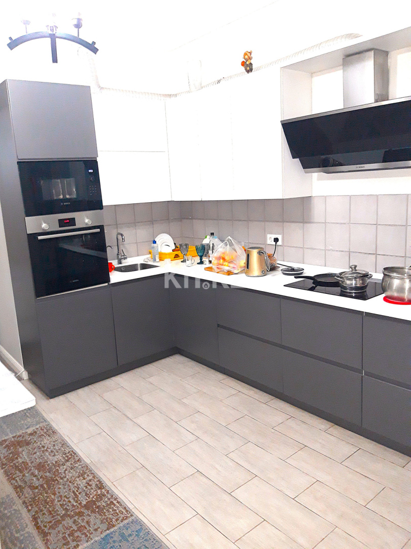 Продажа 3-комнатной квартиры, 102 м², ул. Бектурова, дом  3 - ул. Сыганак в Астане - фото 18