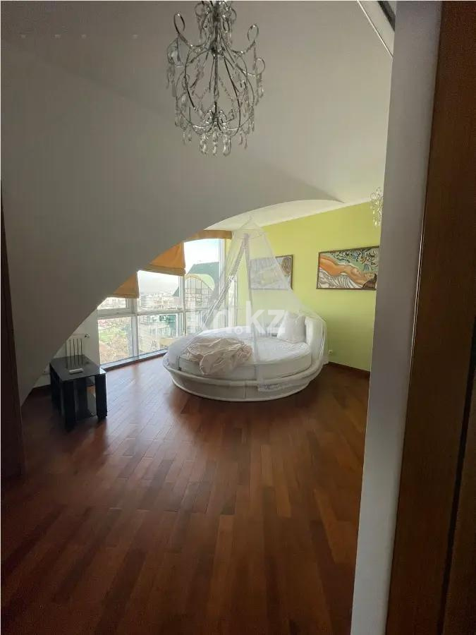 Продажа 5-комнатной квартиры, 238 м² - Продажа пятикомнатных и более квартир от собственников в Алматы фото 2 из 11
