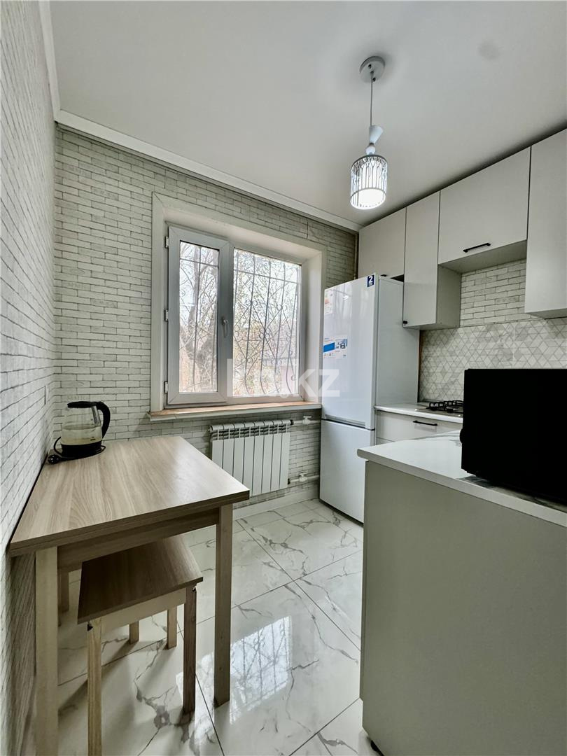 Продажа 2-комнатной квартиры, 46 м², ул. Ержанова, дом  43 в Караганде - фото 6