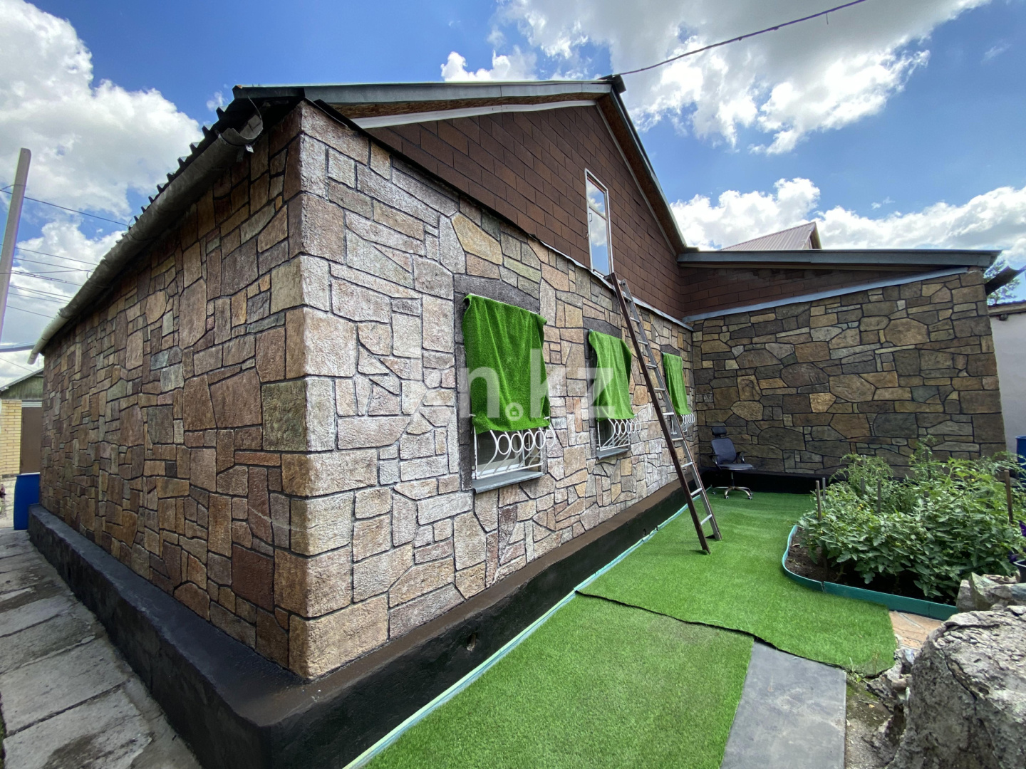 Продажа 5-комнатного дома, 214 м², ул. Четская в Караганде - фото 3