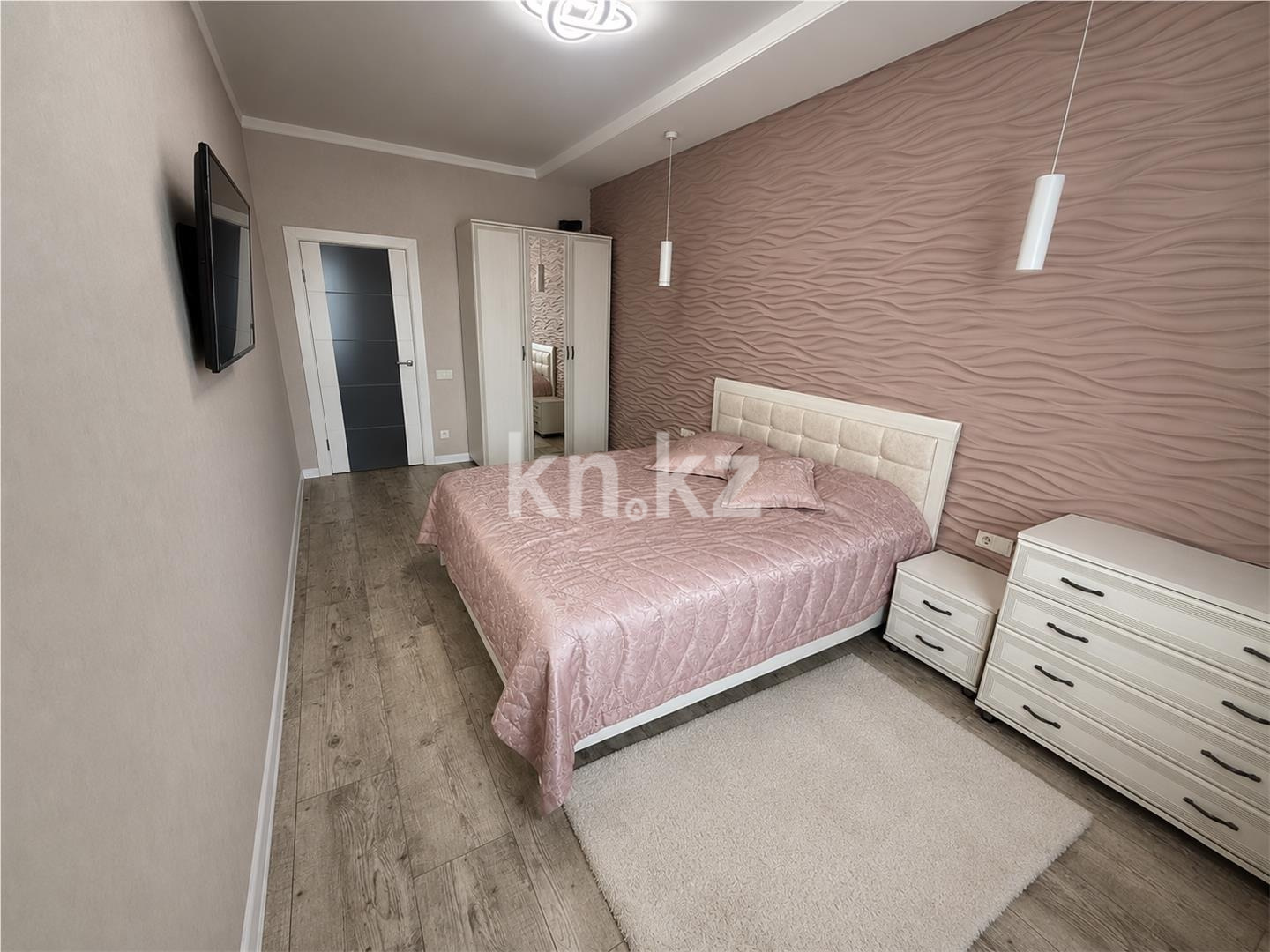 Продажа 2-комнатной квартиры, 66 м² - Продажа квартир в кирпичном доме в Караганде фото 2 из 7