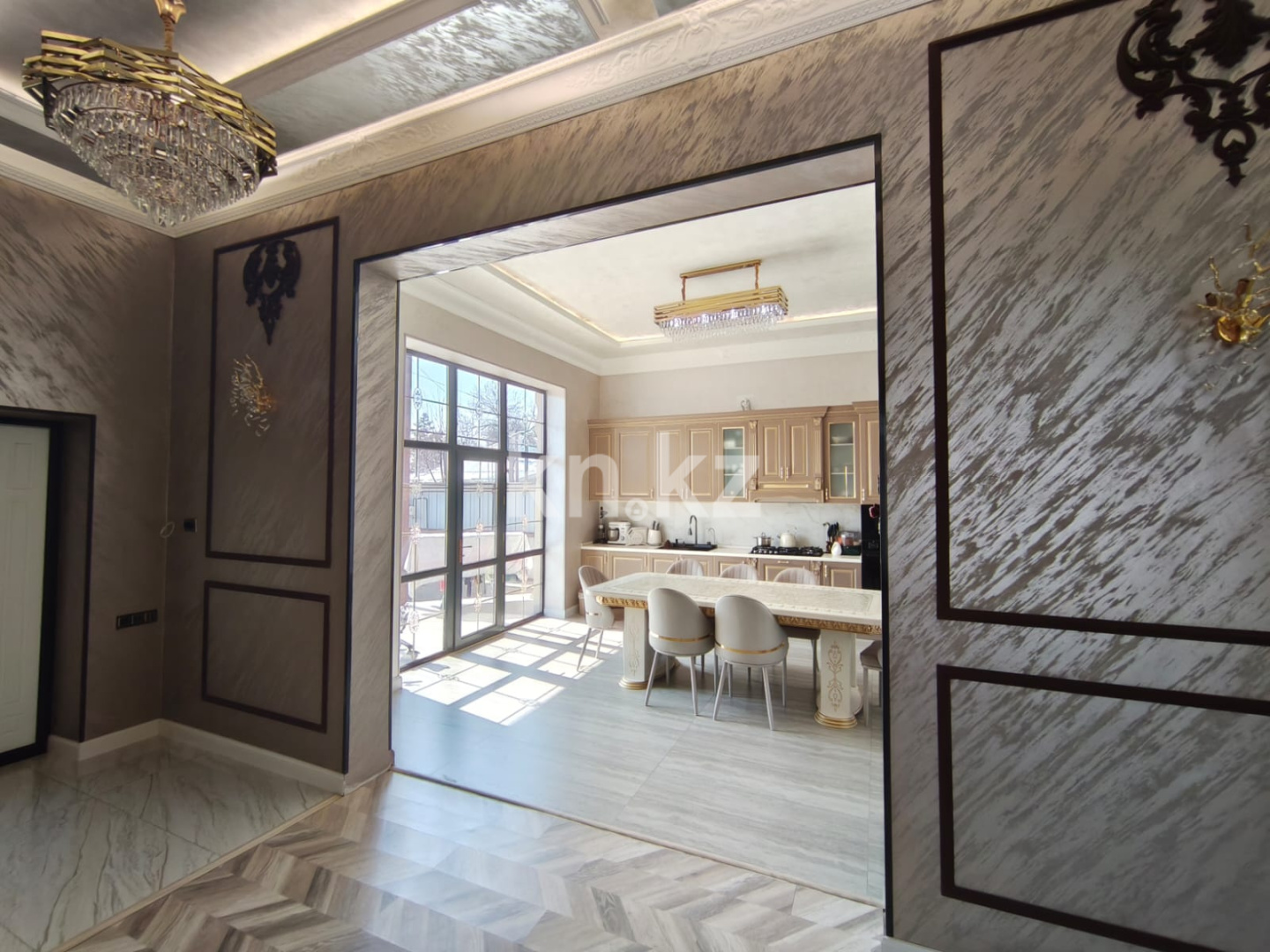 Продажа 5-комнатного дома, 252 м² в Алматы - фото 7