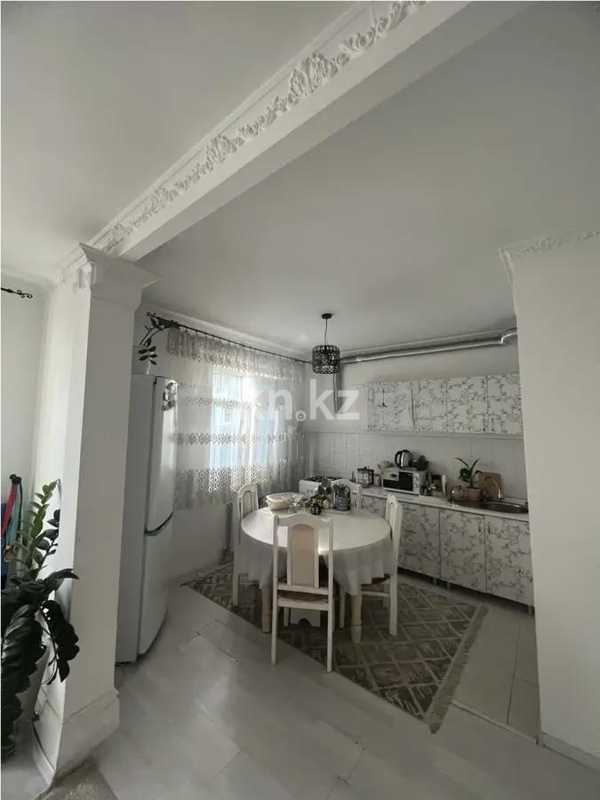 Продажа 1-комнатной квартиры, 41 м², мкр-н Кокжиек, дом  14 в Алматы - фото 3