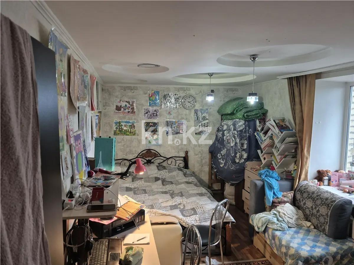 Продажа 3-комнатной квартиры, 65 м², ул. Ермекова, дом  52 в Караганде - фото 3