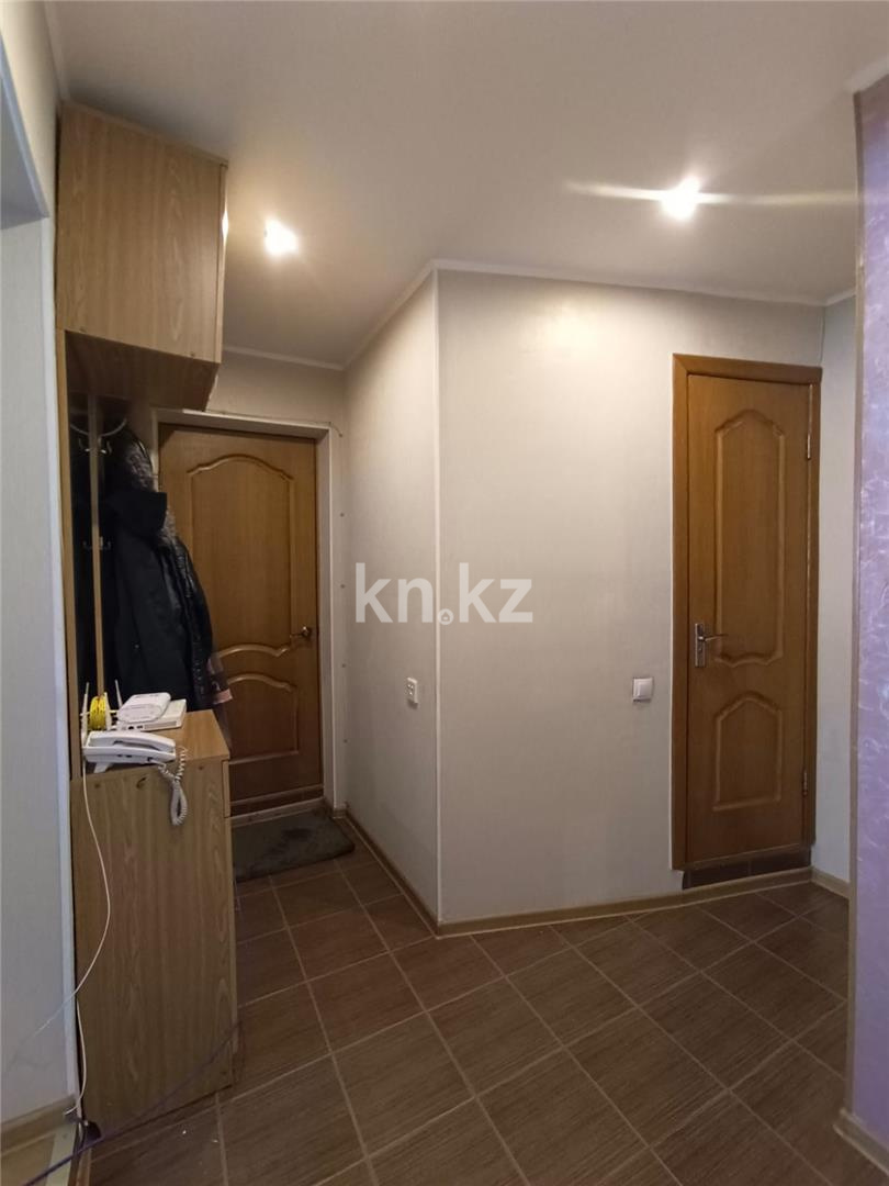 Продажа 3-комнатной квартиры, 62 м², ул. Ермекова, дом  60 в Караганде - фото 17